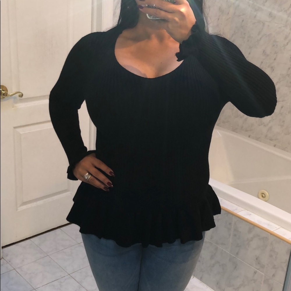 Long sleeve scoop neck ruffled sweater top. - Picture 8 of 9
